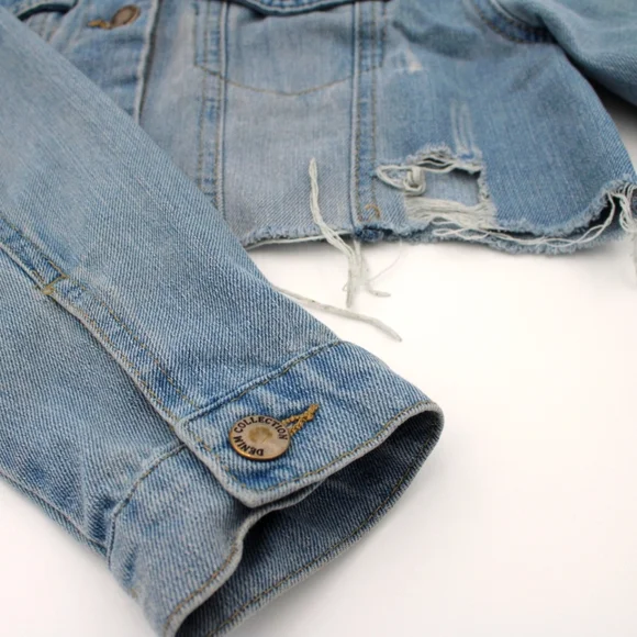 Cropped Distressed Denim Jacket (M) - Picture 4 of 5